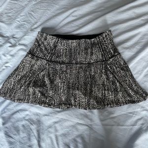 Lululemon Lost In Pace Skirt 6 Running Tennis Golf
